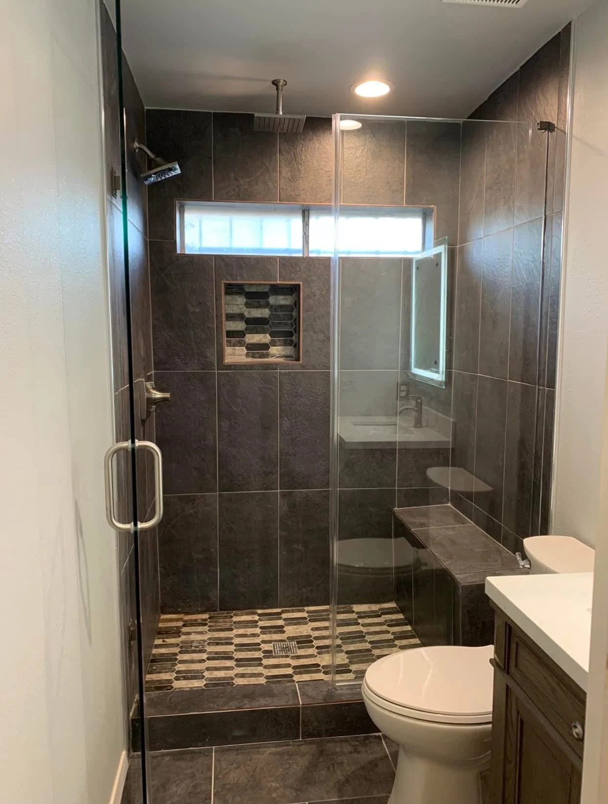 Bathroom remodel completed by LL General Contractor in Houston