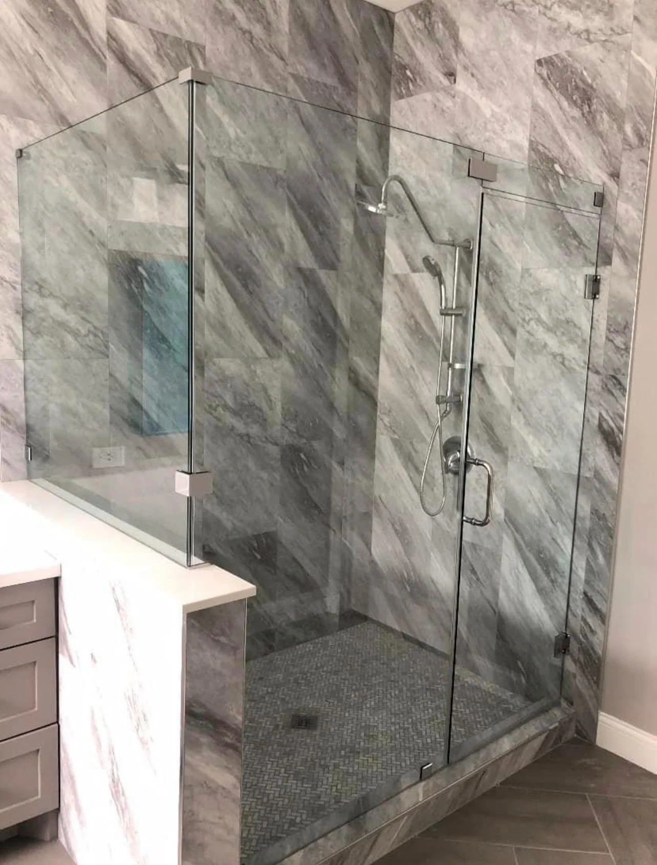Bathroom remodel completed by LL General Contractor in Houston, project 8