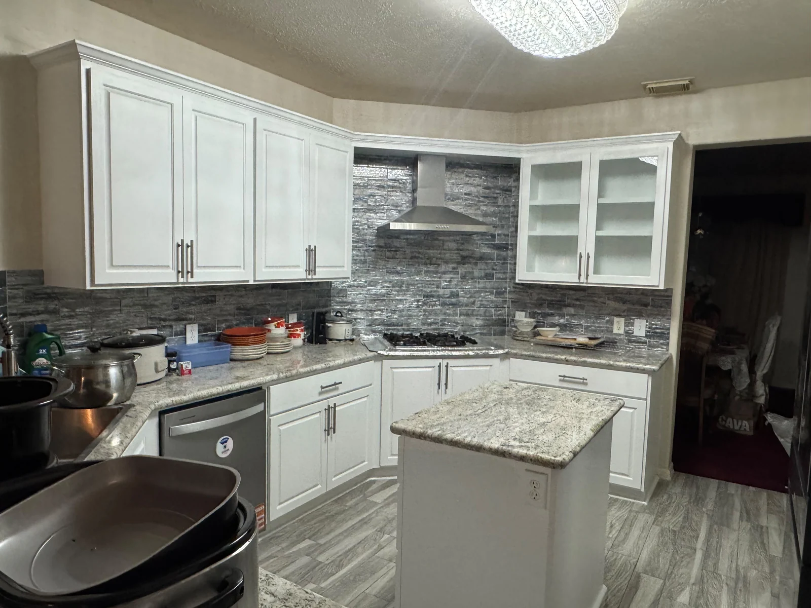Kitchen remodel completed by LL General Contractor in Houston, project 11