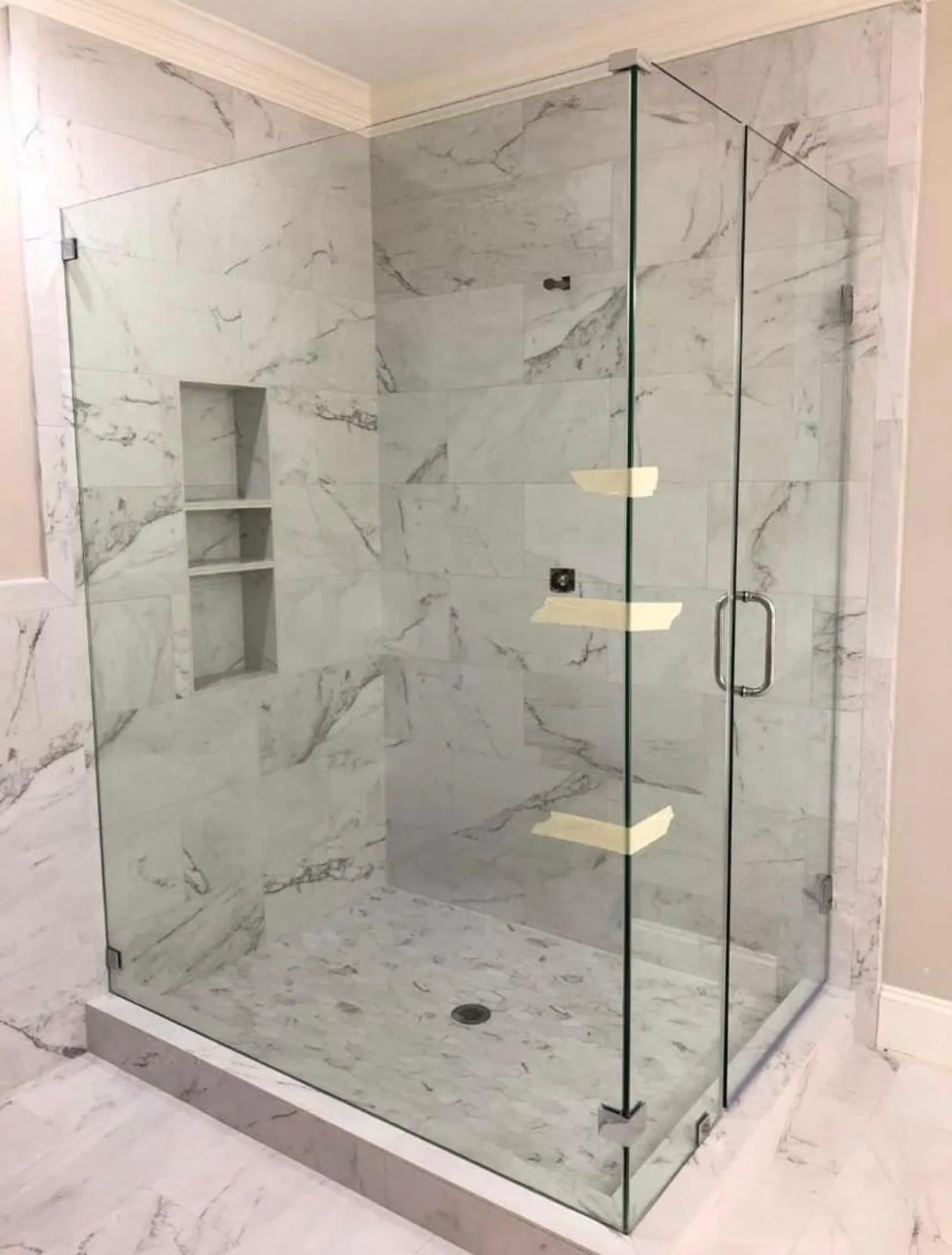 Bathroom remodel completed by LL General Contractor in Houston